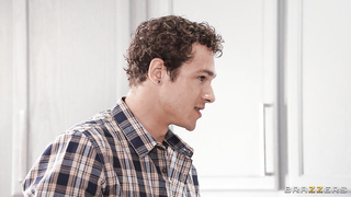 Bored Housewife And The Handymen