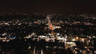 Wife Gives A Chance - La sexy