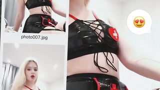 Nijoletta Queen nurse clip.