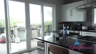 Nicole Nichols - Paradise Cove 2 XXX